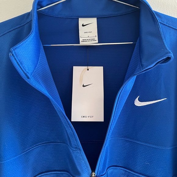 Nike Dri- FIT Golf Pullover - Picture 3 of 3